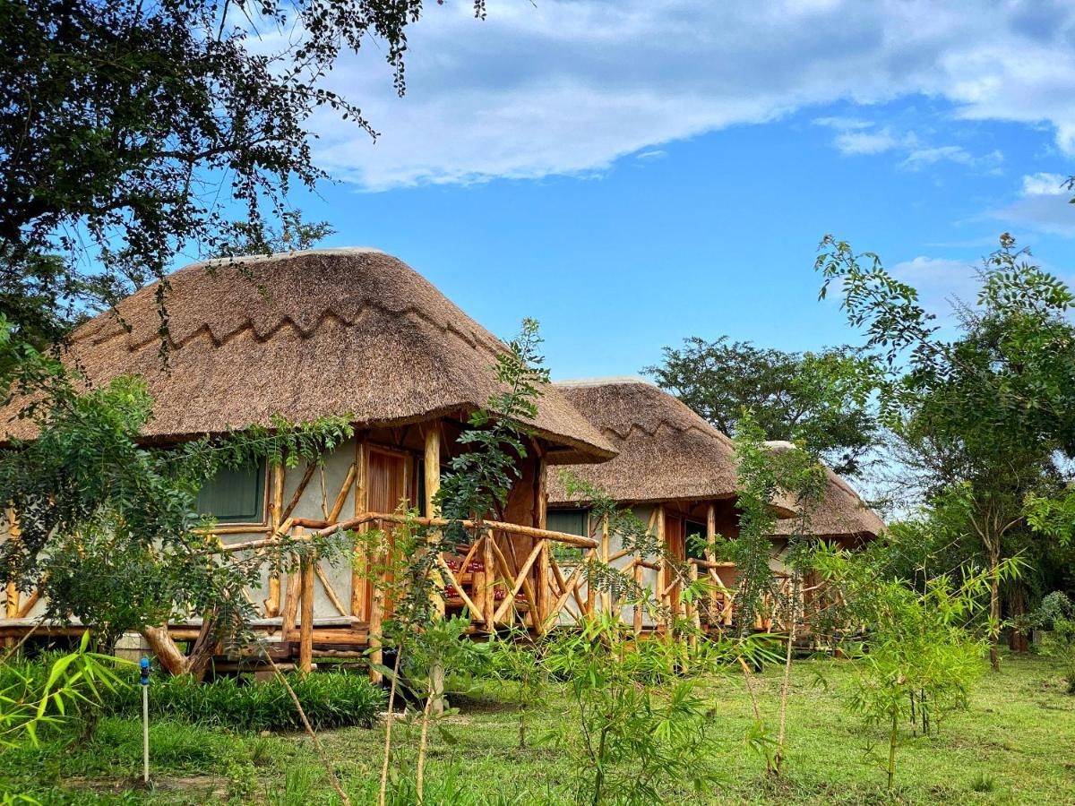 Murchison Falls Bamboo Village Paraa Zewnętrze zdjęcie